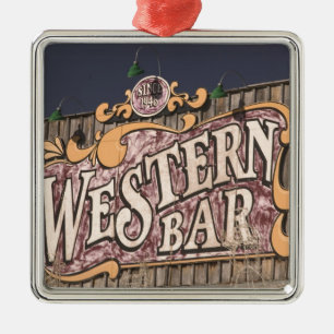 USA, New Mexico, Cloudcroft: Mountain Town (el. Metal Tree Decoration