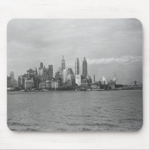 USA New York City Manhattan skyline B&W Mouse Mat