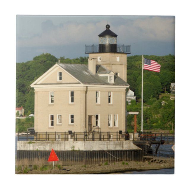 USA, New York, Kingston, Hudson River. Rondout Tile (Front)