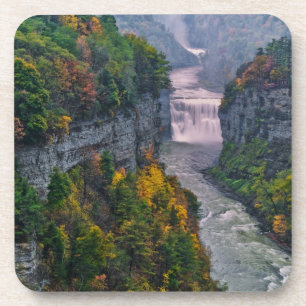 USA, New York, Letchworth State Park. River and Coaster