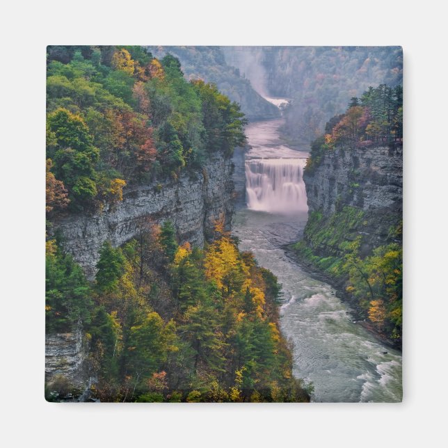 USA, New York, Letchworth State Park. River and Magnet (Front)