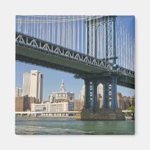 USA, New York, New York City. Manhattan Bridge Magnet