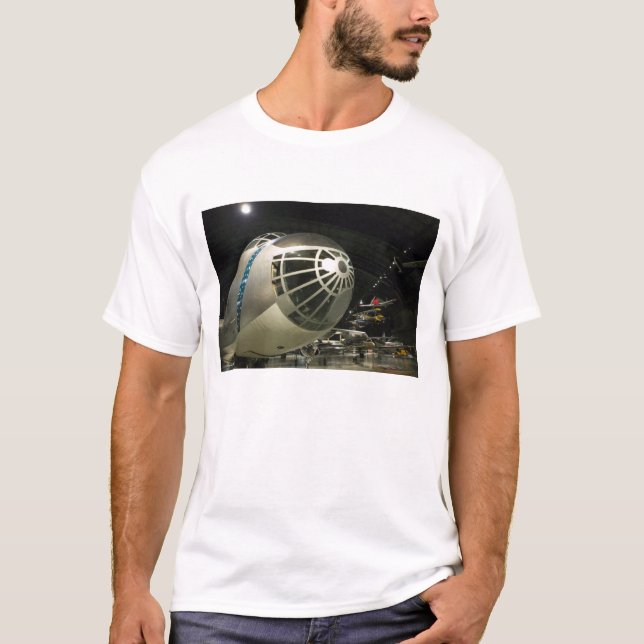 USA, Ohio, Dayton: US Air Force Museum and T-Shirt (Front)
