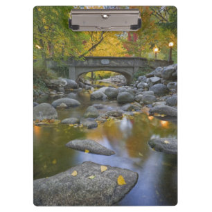 USA, Oregon, Ashland, Lithia Park. Autumn Clipboard