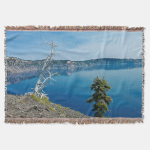 USA, Oregon, Crater Lake National Park 4 Throw Blanket