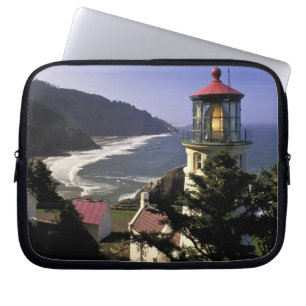 USA, Oregon, Florence. Heceta Head Lighthouse Laptop Sleeve