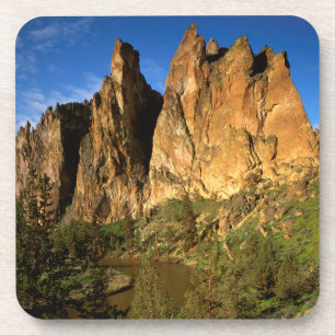 USA, Oregon, Granite Cliffs At Smith Rock State Coaster