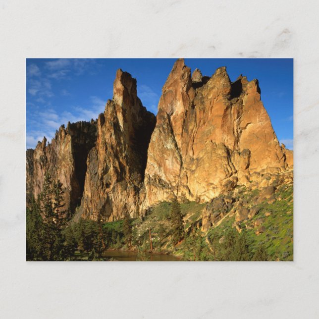 USA, Oregon, Granite Cliffs At Smith Rock State Postcard (Front)