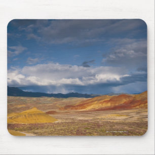 USA, Oregon, Mitchell, Painted Hills with storm Mouse Mat
