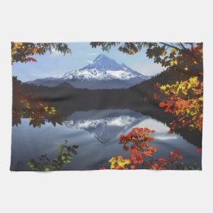 USA, Oregon, Mt. Hood National Forest. Tea Towel