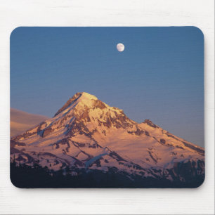 USA, Oregon, Mt Hood. Sunset creates alpenglow Mouse Mat