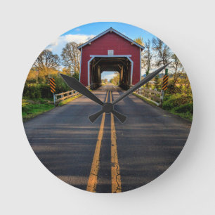 USA, Oregon, Scio, Shimanek Bridge 2 Round Clock