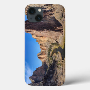 USA, Oregon, Smith Rock State Park iPhone 13 Case