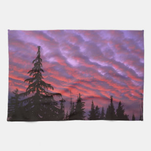 USA, Oregon, Three Sisters Wilderness, Vivid Tea Towel
