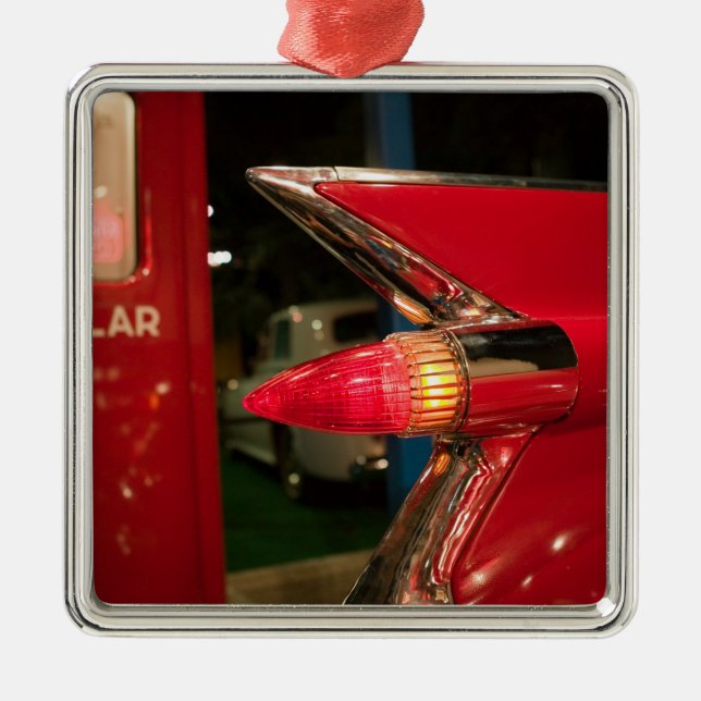 USA, Tennessee, Memphis, Elvis Presley Metal Tree Decoration (Front)