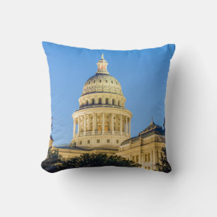 USA, Texas, Austin. Capitol Building (1888) 3 Cushion