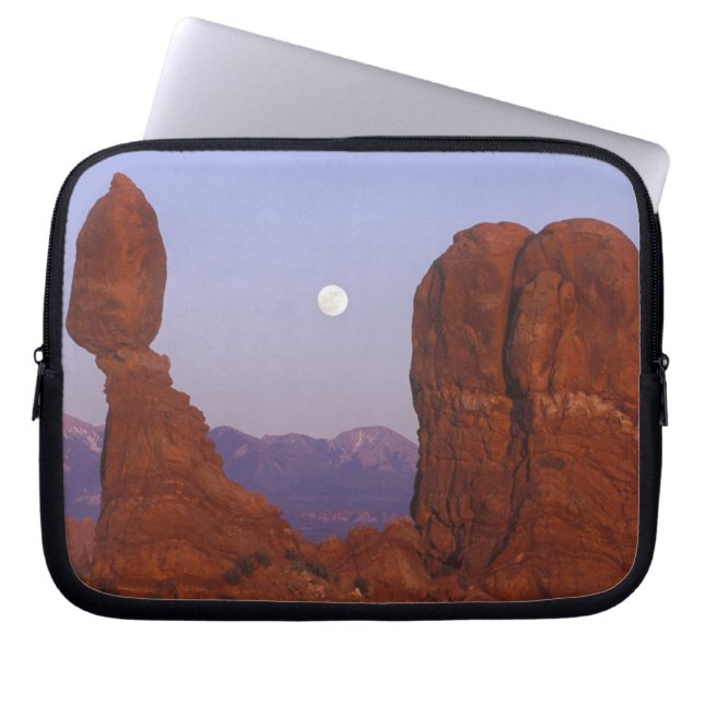 USA, Utah, Arches NP, Full Moon Rising at Laptop Sleeve (Front)