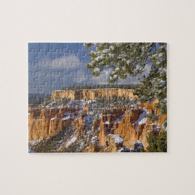 USA, Utah, Bryce Canyon National Park. Sunrise Jigsaw Puzzle (Horizontal)