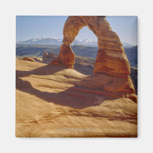 USA, Utah, Delicate Arch Magnet