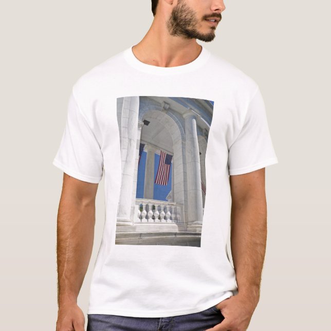 USA, VA, Arlington. American Flags are hung T-Shirt (Front)