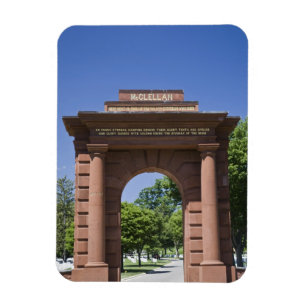 USA, VA, Arlington. McClellan Gate at Arlington Magnet