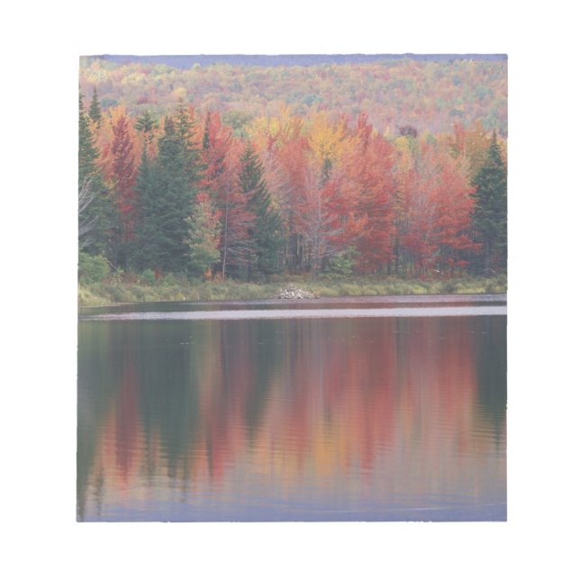 USA, Vermont, McAllister Lake, near Hazens Notch Notepad (Front)