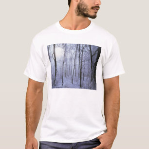 USA, Virginia, Richard Thompson Wildlife Area. T-Shirt