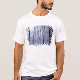 USA, Virginia, Richard Thompson Wildlife Area. T-Shirt