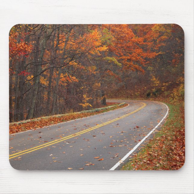USA, Virginia, Shenandoah National Park, Skyline Mouse Mat (Front)