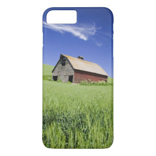 USA, Washington, Old Red Barn in the Spring iPhone 8 Plus/7 Plus Case