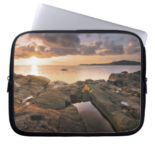 USA, Washington, San Juan Islands. A dramatic 2 Laptop Sleeve