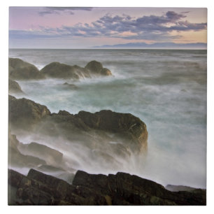 USA, Washington, San Juan Islands. Waves crash Tile