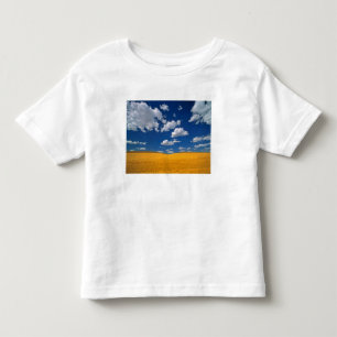 USA, Washington State, Colfax. Ripe barley meets Toddler T-Shirt