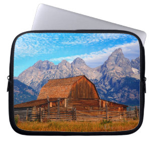 USA, Wyoming, Grand Teton National Park. Laptop Sleeve