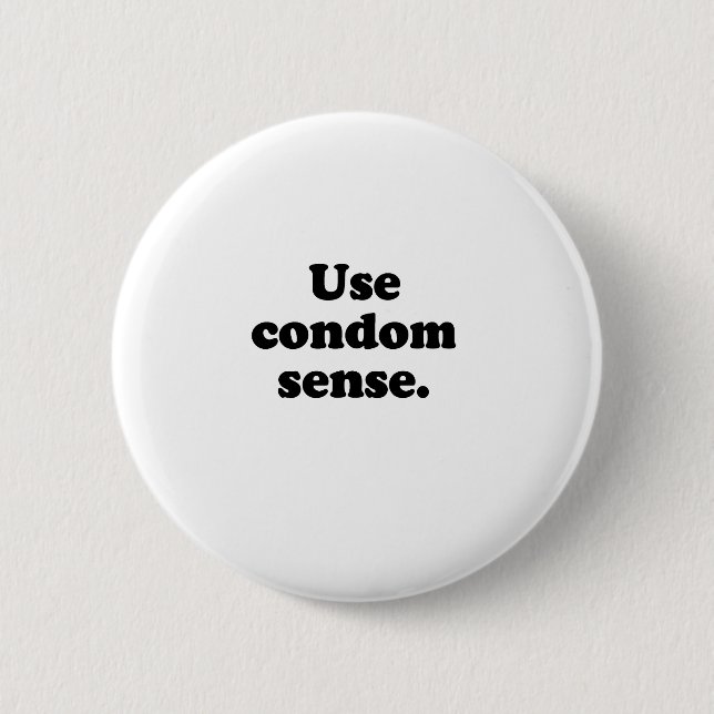 USE CONDOM SENSE 6 CM ROUND BADGE (Front)
