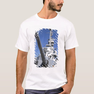 USS Alabama Battleship at Battleship Memorial T-Shirt
