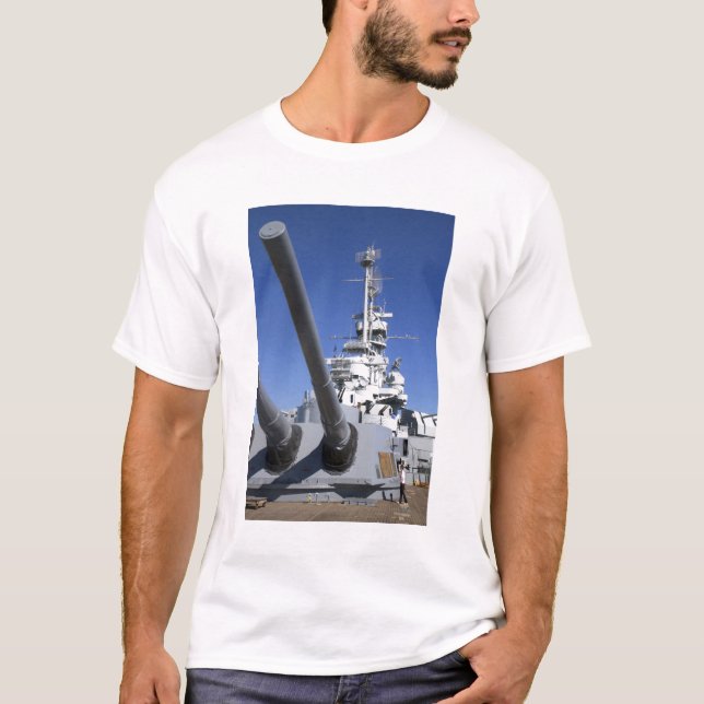 USS Alabama Battleship at Battleship Memorial T-Shirt (Front)