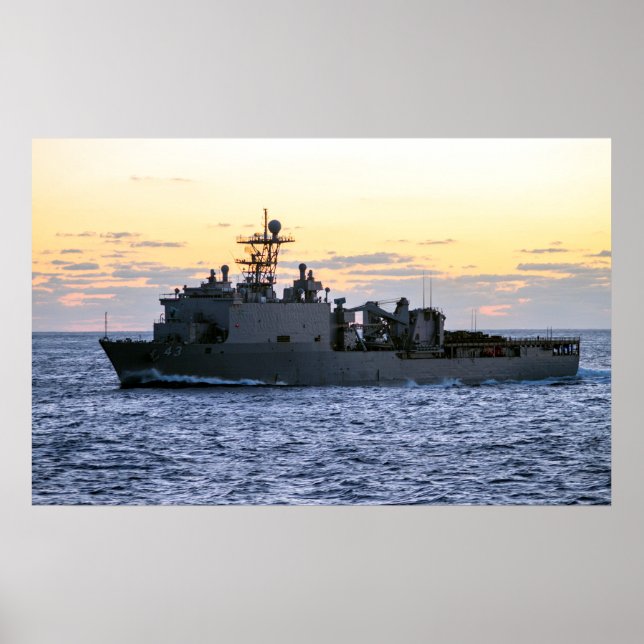 USS Fort McHenry (LSD 43) Poster (Front)