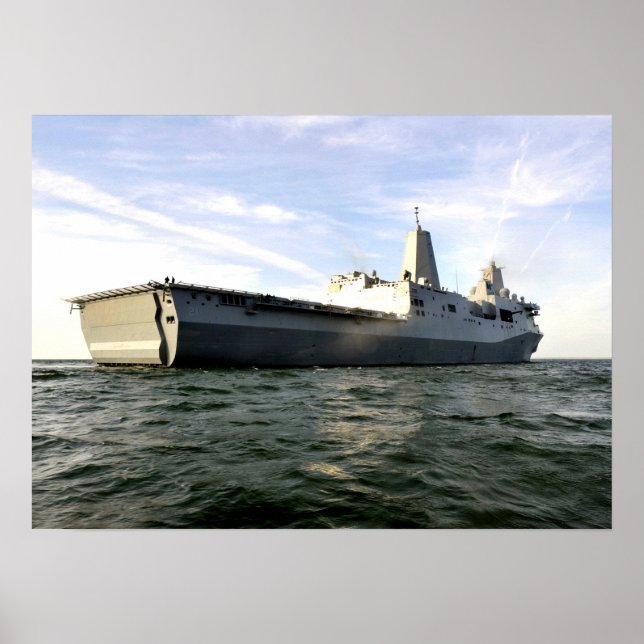 USS New York (LPD 21) Poster (Front)
