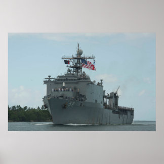 USS Pearl Harbour (LSD 52) Poster