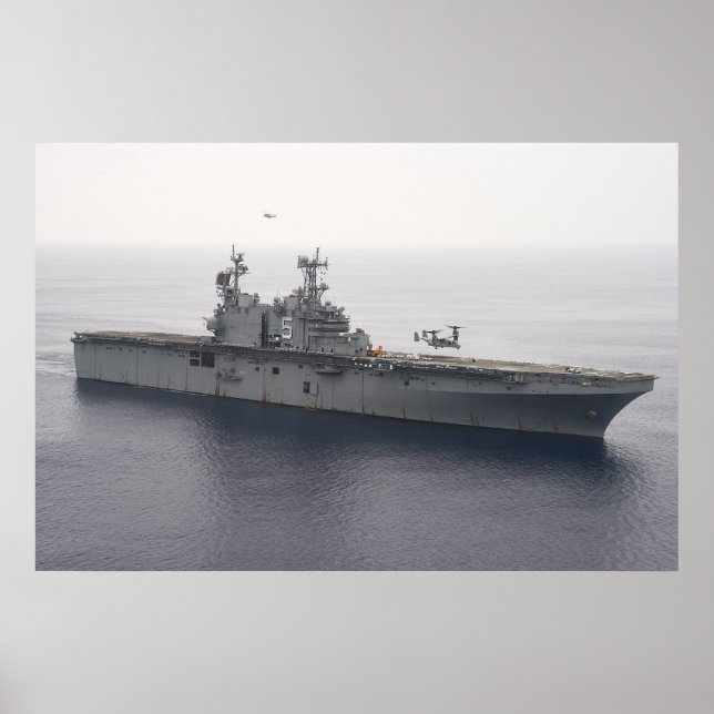 USS Peleliu (LHA 5) Poster (Front)