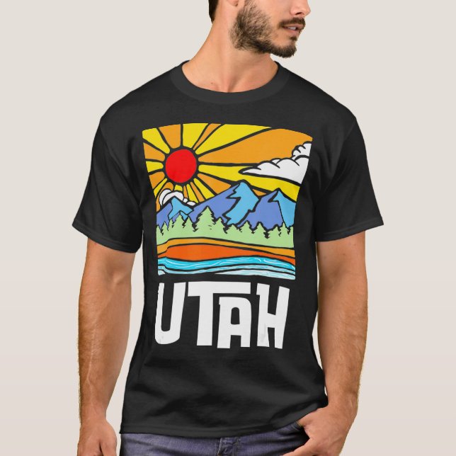 Utah Artistic Nature  Mountains Vintage Graphic  T-Shirt (Front)