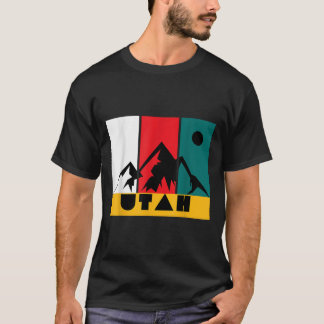 Utah Vintage Logo - Park City Utah - Retro Skiing  T-Shirt