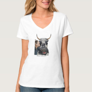 V-neck t-shirt