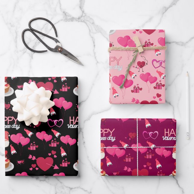 valentine gnome wrapping paper  (Front)