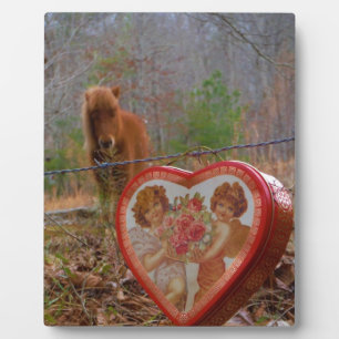 Valentine Heart Miniature brown Horse Plaque