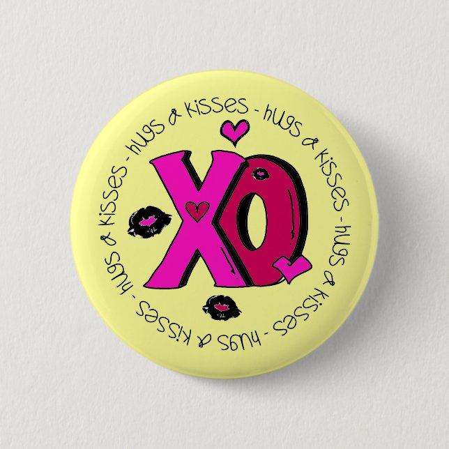 Valentine Hugs and Kisses 6 Cm Round Badge (Front)