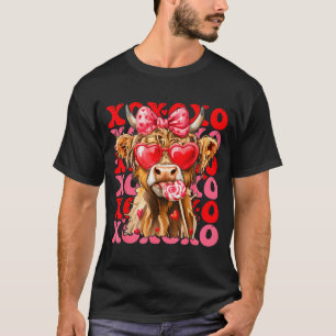 Valentine Xoxo Highland Cow Cute Coquette Bow West T-Shirt