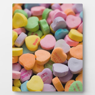 VALENTINE'S CANDY HEARTS PLAQUE