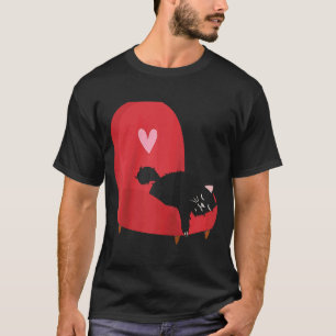Valentines Day Cat w Red Heart cute kitten valenti T-Shirt